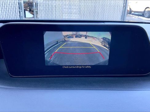 Used 2023 MAZDA MAZDA3 s image 29