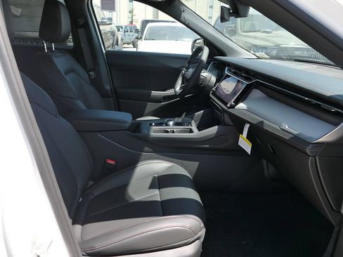 New 2026 Jeep Cherokee Limited AWD/4WD image 25