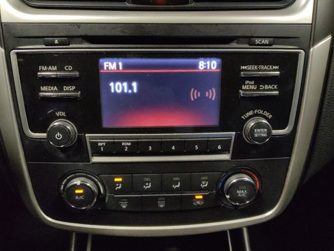 Used 2017 Nissan Altima 2.5 S w/ Power Driver Seat Package FWD image 25