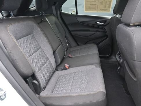 Used 2023 Chevrolet Equinox LT AWD/4WD image 28