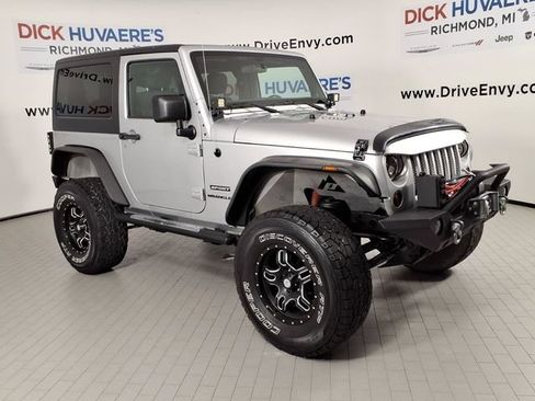 Used 2012 Jeep Wrangler Sport AWD/4WD image 3