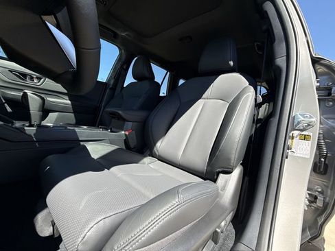 New 2026 Subaru Outback Touring AWD/4WD image 11