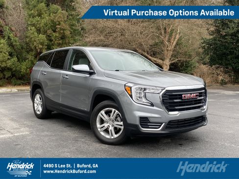 Used 2024 GMC Terrain SLE image 1