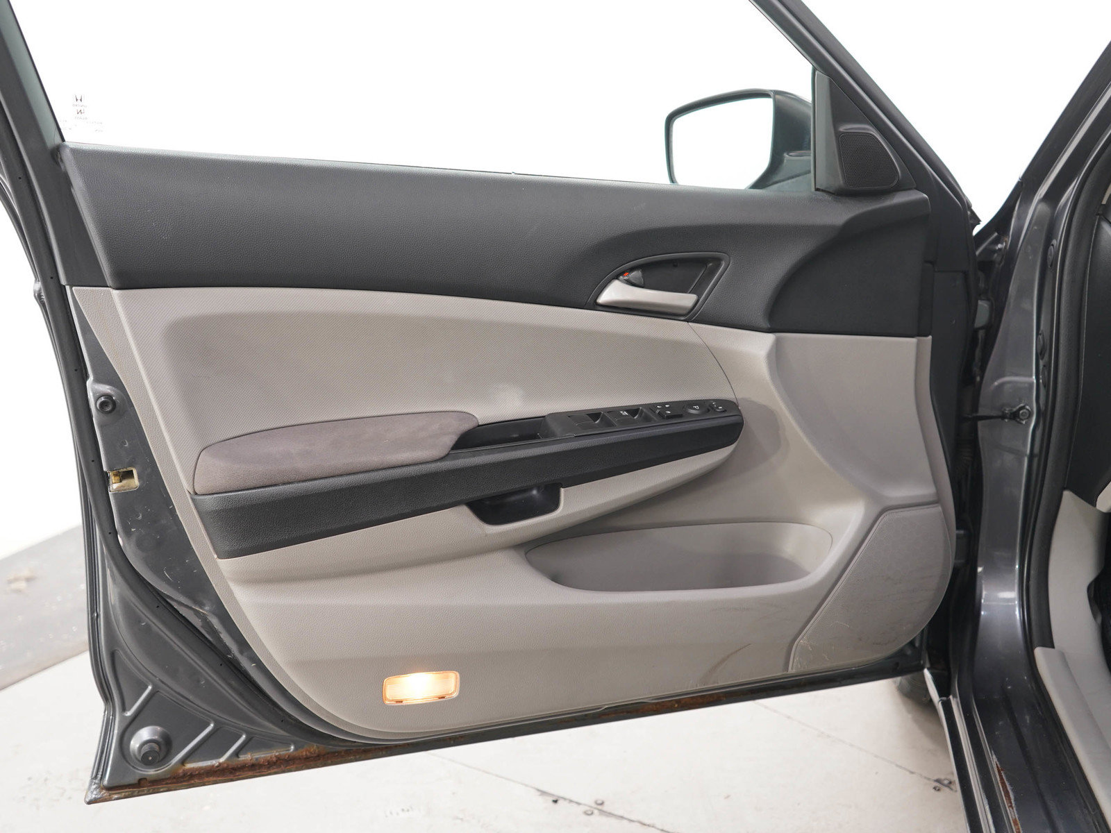 Used 2012 Honda Accord LX image 15