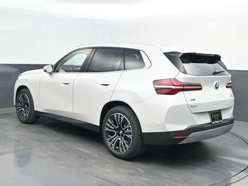 Used 2025 BMW X3 xDrive30i w/ Premium Package image 5