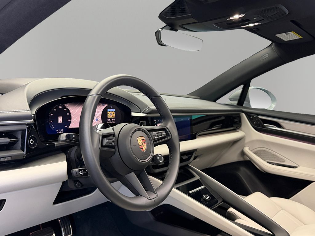 Used 2026 Porsche Macan 4S Electric AWD/4WD image 16