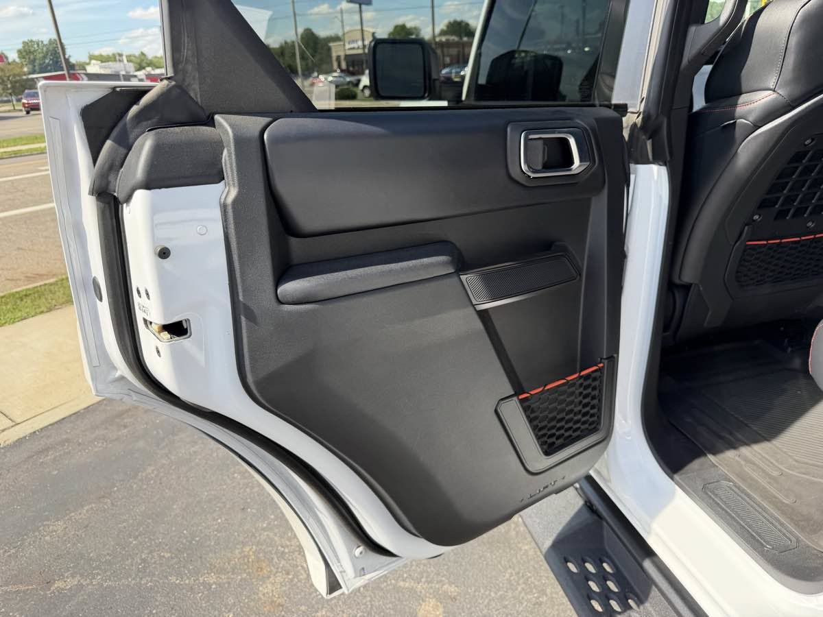 Used 2024 Ford Bronco Raptor AWD/4WD image 14