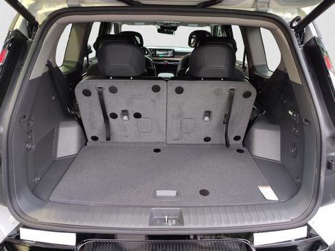 Used 2024 Kia EV9 Land AWD/4WD image 20