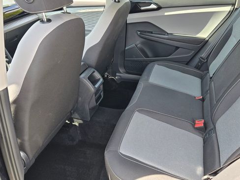 Certified 2024 Volkswagen Taos S FWD image 12