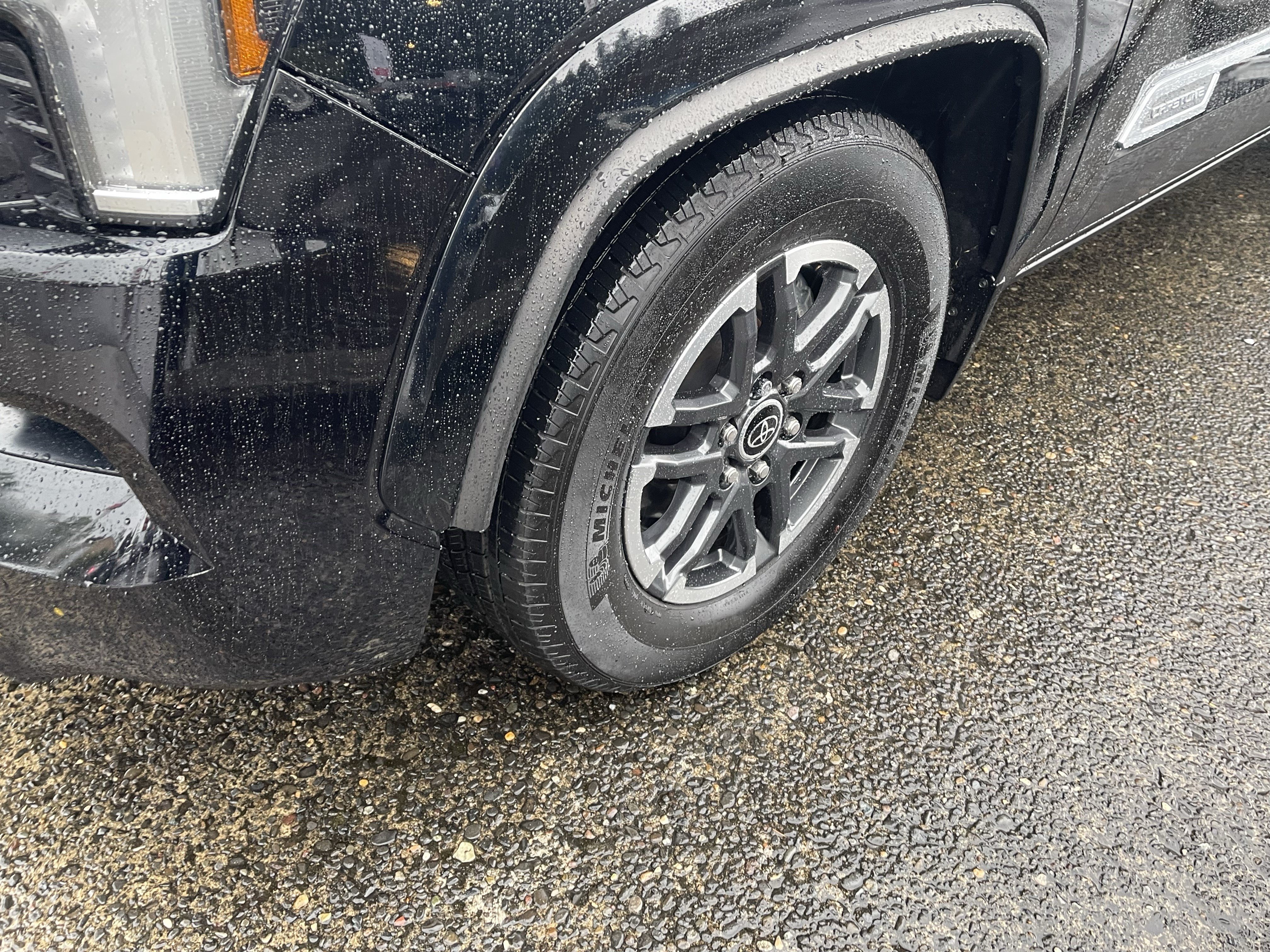 Certified 2023 Toyota Sequoia Capstone AWD/4WD image 9