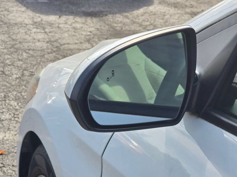 Used 2017 Hyundai Elantra SE w/ SE A/T Tech Package 03 FWD image 23