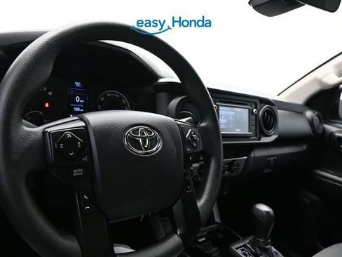 Used 2019 Toyota Tacoma SR w/ SR Convenience Package AWD/4WD image 10