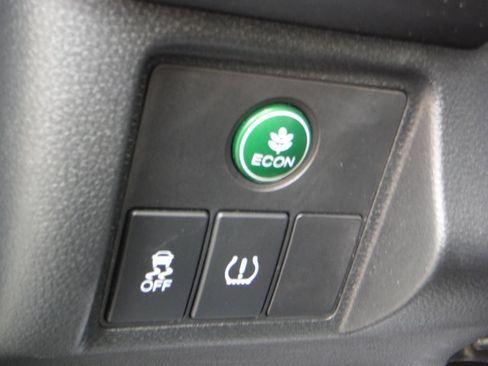 Used 2017 Honda HR-V EX image 14