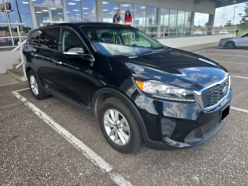 Used 2020 Kia Sorento L image 4
