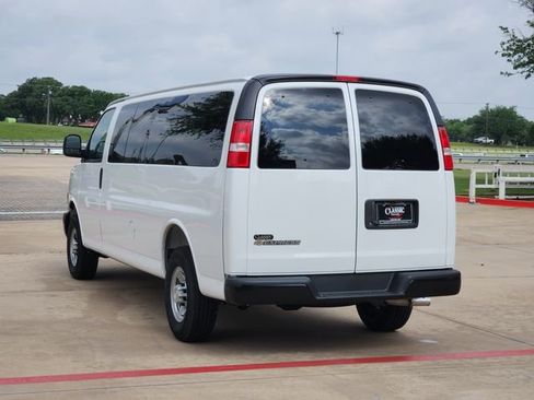 New 2026 Chevrolet Express 3500 LS RWD image 3