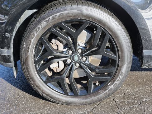 Used 2020 Land Rover Range Rover Evoque SE image 11