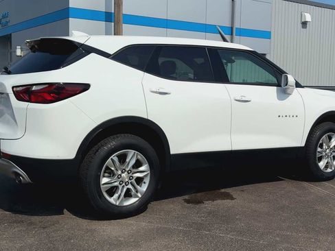 Certified 2019 Chevrolet Blazer LT image 2