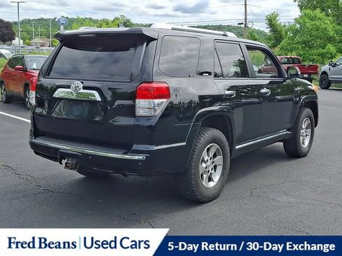 Used 2012 Toyota 4Runner SR5 w/ Convenience Pkg AWD/4WD image 12