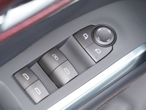 New 2026 Chevrolet Traverse Z71 w/ Enhanced Driving Package AWD/4WD image 18