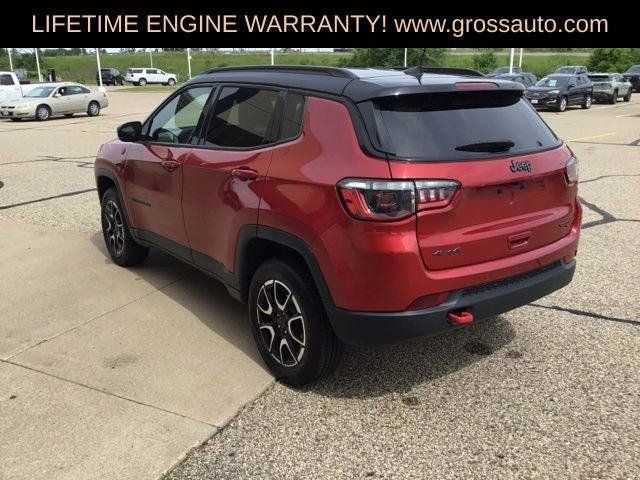 Certified 2025 Jeep Compass Trailhawk AWD/4WD image 7