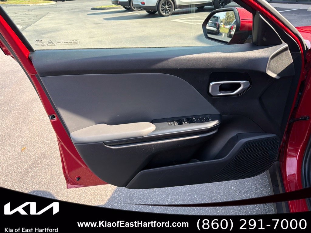 Used 2025 Kia K4 FWD image 29