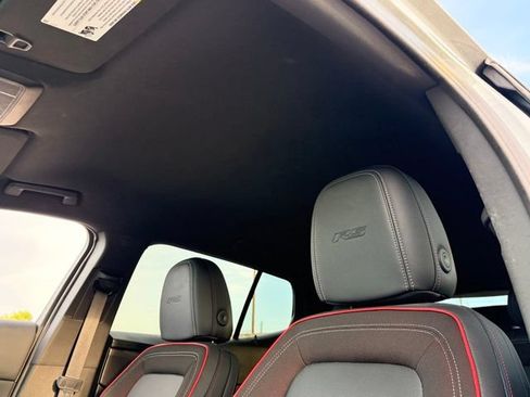 Used 2024 Chevrolet Equinox EV RS FWD image 10