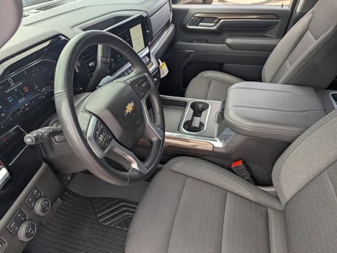 Used 2024 Chevrolet Silverado 2500 LT image 22