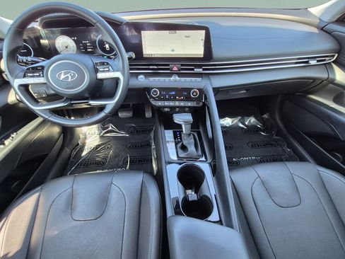 Certified 2023 Hyundai Elantra Limited FWD image 13