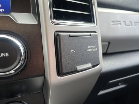 Used 2021 Ford F250 Lariat AWD/4WD image 31