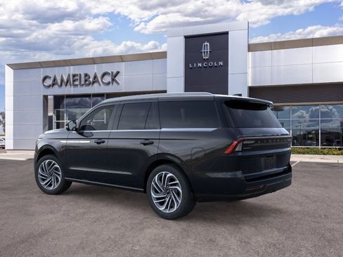 New 2026 Lincoln Navigator Reserve AWD/4WD image 29