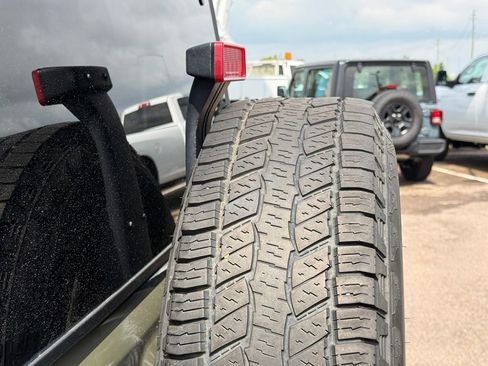 Used 2016 Jeep Wrangler Sport AWD/4WD image 12