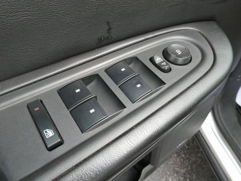 Used 2017 Chevrolet Traverse LT w/ Traveler's Package image 28