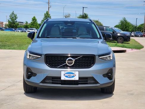 Used 2023 Volvo XC40 B5 Plus w/ Protection Package Premier AWD/4WD image 2