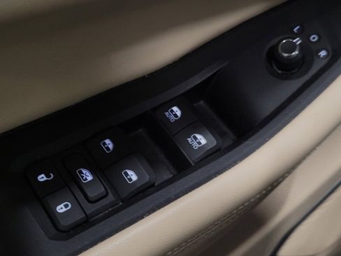 Used 2022 Jeep Grand Cherokee Limited 4xe image 27