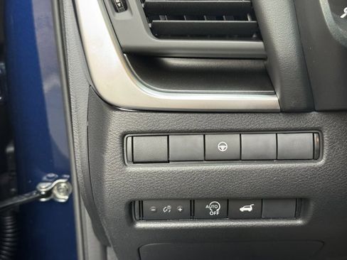 New 2026 Nissan Rogue SV AWD/4WD image 11
