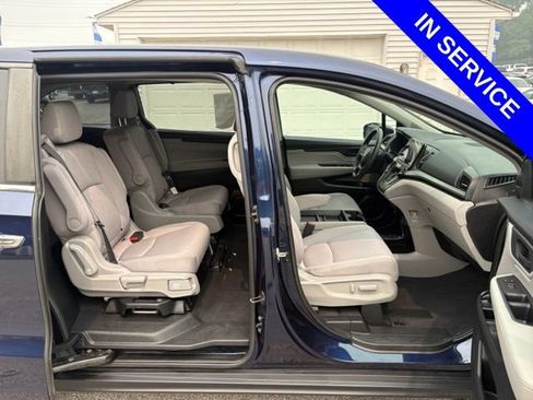Used 2021 Honda Odyssey EX image 42