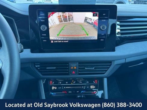 Certified 2025 Volkswagen Jetta SE image 33