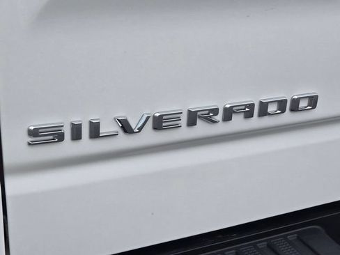 Used 2025 Chevrolet Silverado 1500 LT AWD/4WD image 18