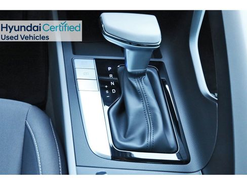 Certified 2025 Hyundai Elantra Sport image 28