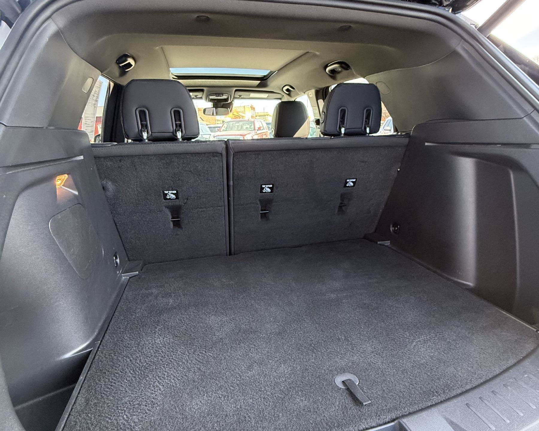 Used 2022 Chevrolet TrailBlazer RS w/ Sun and Liftgate Package FWD image 14
