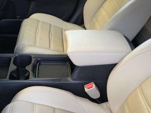 Used 2022 Honda CR-V EX-L image 10