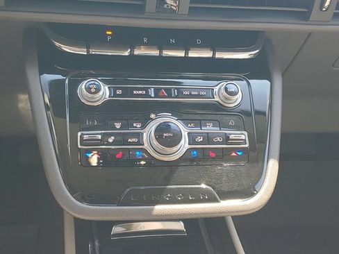 Used 2020 Lincoln Corsair Reserve w/ Appearance Package FWD image 19