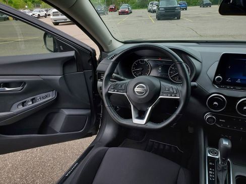 Used 2023 Nissan Sentra SV w/ All-Weather Package FWD image 17