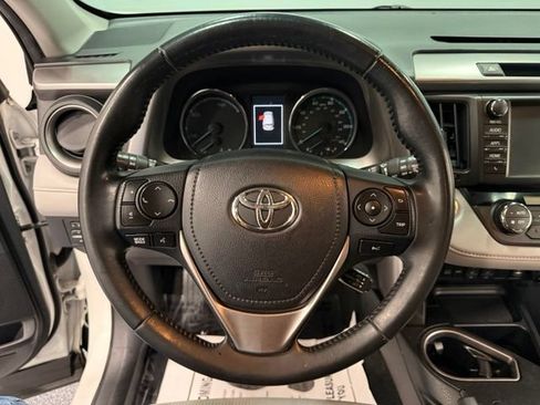 Used 2018 Toyota RAV4 XLE w/ Convenience Package AWD/4WD image 23