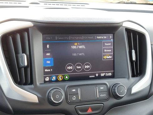 Used 2020 GMC Terrain SLT w/ Preferred Package image 16