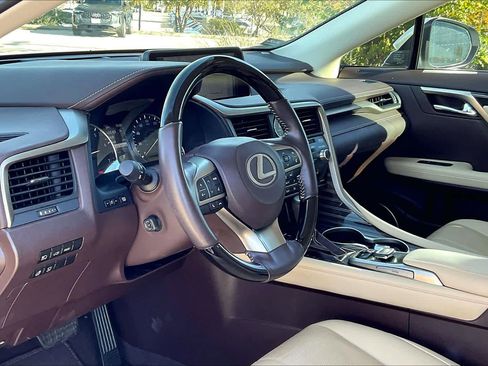 Used 2019 Lexus RX 350L Luxury image 15