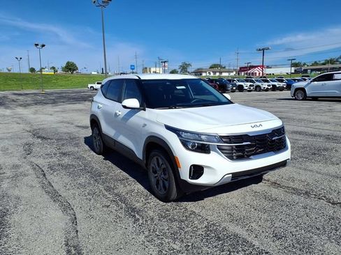 Used 2024 Kia Seltos LX AWD/4WD image 8