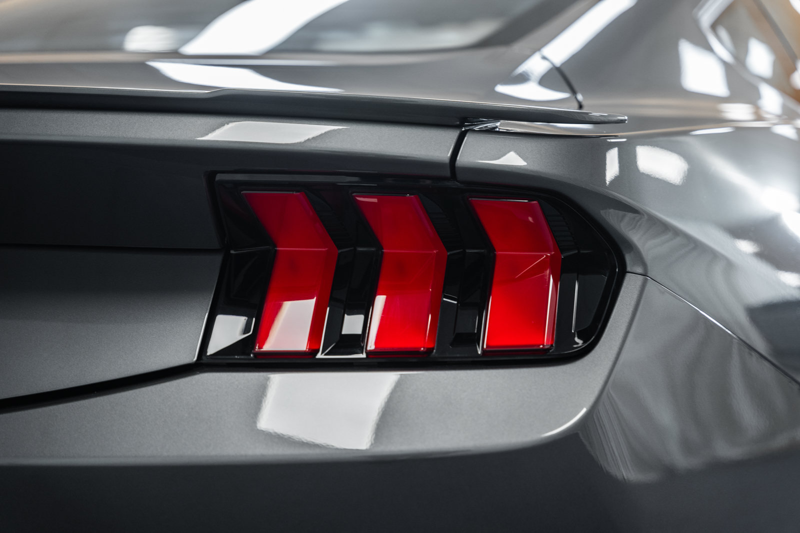 Used 2024 Ford Mustang GT Premium RWD image 6