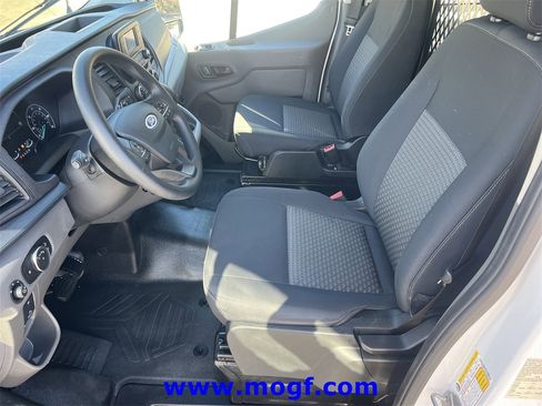 Used 2024 Ford Transit 250 Low Roof w/ Exterior Upgrade Package image 15