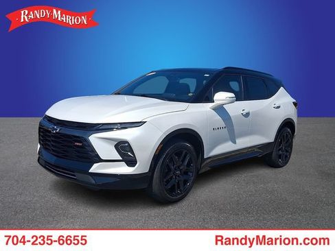 Used 2024 Chevrolet Blazer RS w/ Enhanced Convenience Package FWD image 1